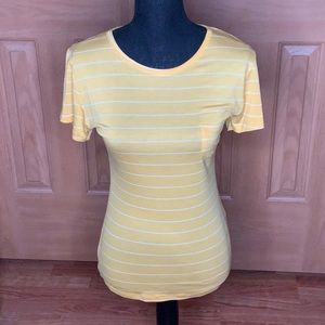 Rue 21 soft and stretchy crewneck tee
